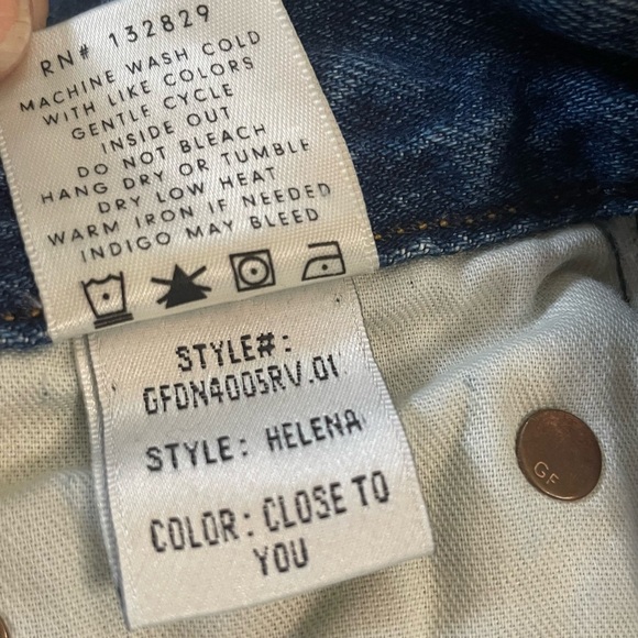 GRLFRND Helena Straight Leg Raw Step Hem Blue Denim Jean Size 28 - Picture 12 of 12